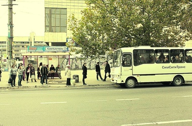 6 ноября 2012, 12:03 Переглядів:   У столиці АРК основний вид транспорту & mdash;  автобус