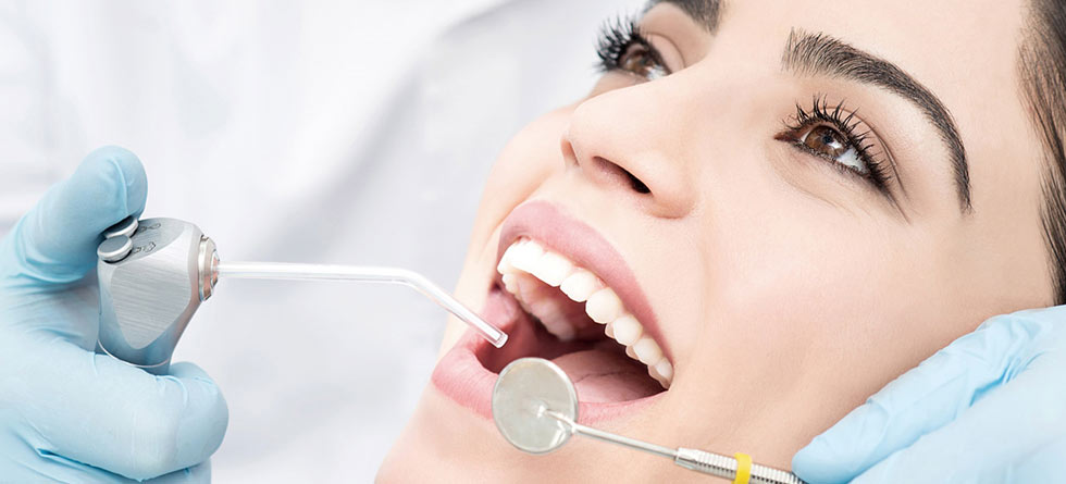 індивідуальний гігієнічний набір,   ремініралізаціонная терапія,   покриття зубів фтор-містять препаратами